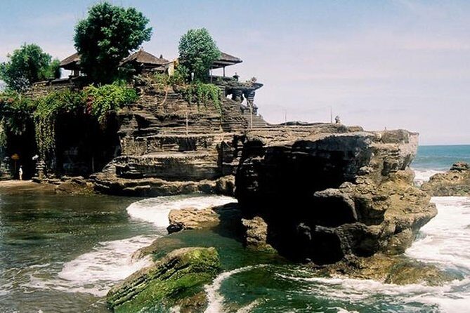 3 Days Sightseeing to the Famous Place in Bali - Day 2: UC Silver Gold, Tegenungan Waterfall, Kintamani, Tegalalang, and Monkey Forest