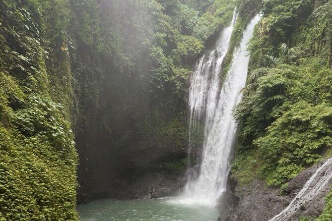 Bali Beach Horse Riding combo with waterfall All Inclusive - Price check: is $115 good value for 7 hours?