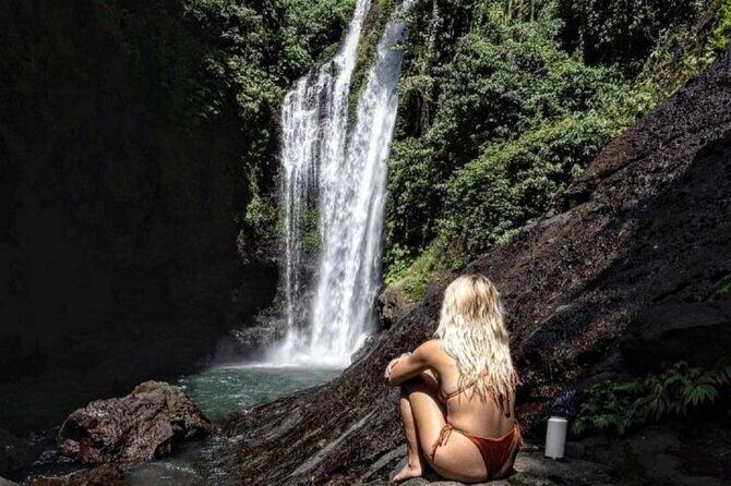 Bali Beach Horse Riding combo with waterfall All Inclusive - Guides you may hear about: Adi and Jordy