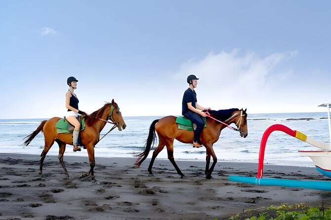 Bali Horse Riding in Saba Bay for 1 Hour with Pick Up Service - Saba Bay on black sand: what this 1-hour ride is really like