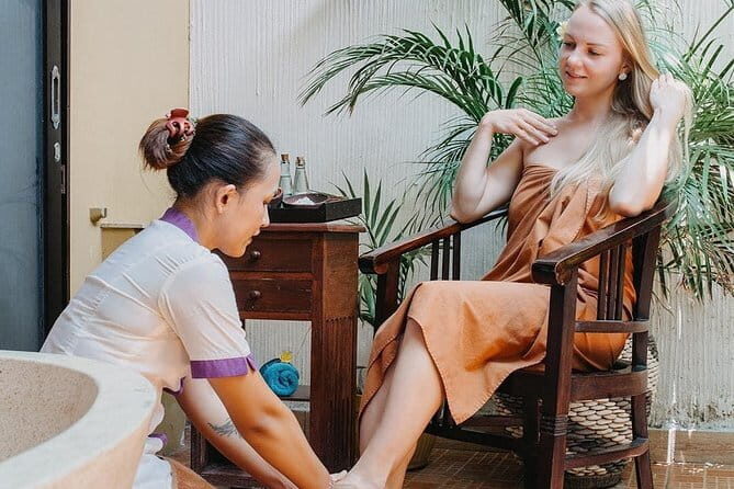 Bali Kuta Luxury Spa Massage Scrub Flowerbath 2 Hour treatment - Body scrub and yogurt moisturizer: smoother skin without the chaos