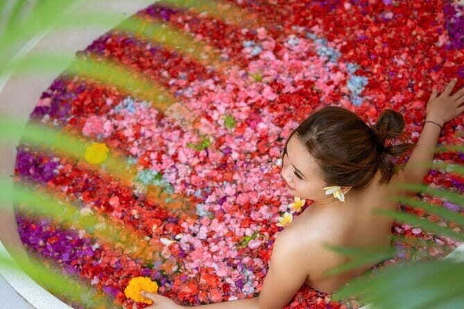Bali Kuta Luxury Spa Massage Scrub Flowerbath 2 Hour treatment - Thalaso foot wash: a relaxing start that makes sense