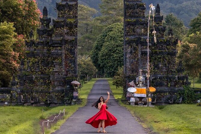 Bali : Private Fullday trip, Discover North Bali Destination - Ulun Danu Beratan Temple on the Lake: A Temple Built for Views