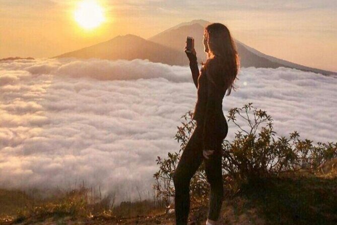 Bali: Private Mount Batur Sunrise Trek with Guide - What’s included vs. what you must bring (and pay attention to)