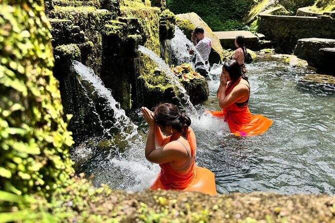 Bali Spiritual: Balinese Healing, Temple & Rice Terrace - Mengening Holy Water Temple and the Melukat Purification