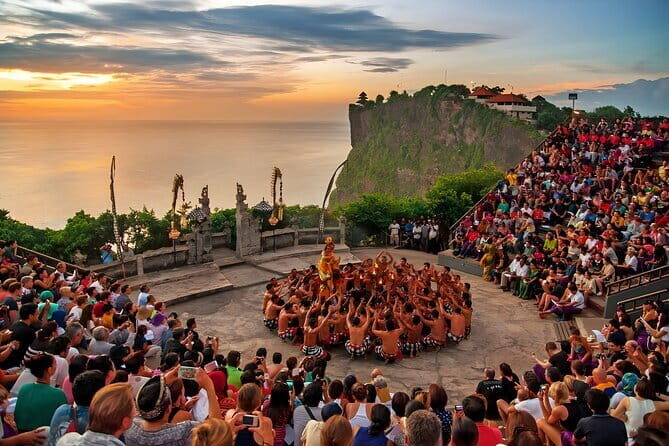 Discover the Enchanting Beauty of West Nusa Penida Private Tour - Guide support that makes the day smoother: Gusti’s style