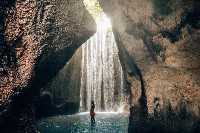 Epic Waterfall Trip: Kanto lampo, Goa Rang Reng, Tibumana & Secret waterfall - Starting at 7:30: Private Transfers and a Smooth Route from Your Hotel
