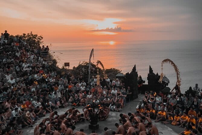 Full Day Private Tour to Ubud Waterfall and Uluwatu Sunset - Pickup, start time, and how to plan your day