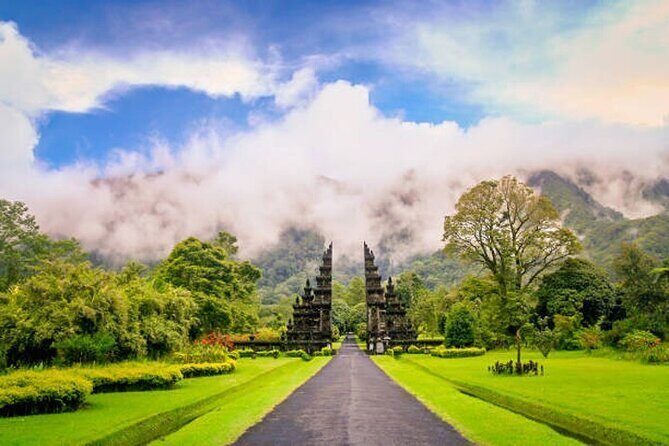 Full Day Tour Bedugul Sightseeing and Tanah Lot Temple - Stop 4: Wanagiri Hidden Hills and the Swing-and-Views Setup