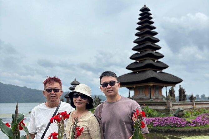 GAD Tanah Lot Tour - Tanah Lot: The Cliffside Temple With the Ocean in the Frame