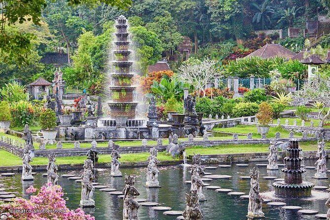 Gate Heaven of LEMPUYANG TEMPLE & East Bali Tours - Getting there from Seminyak: the long drive reality check