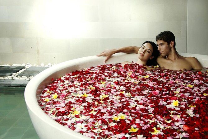 Half Day Tours: Bali 2 Hours MASSAGE & SPA - ROMANTIC SUNSET Dinner at JIMBARAN - Jimbaran Bay Sunset Dinner: Seafood by the Beach, Sunset in the Background