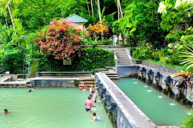 North Bali Tour - Visiting Rice Terrace, Lake, Waterfall, Temple and Hot Spring - Munduk Waterfall: a hike-friendly stop with caveats