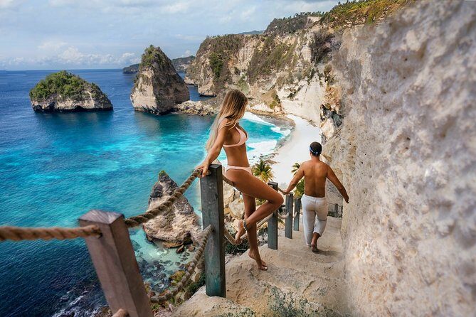 Nusa Penida Instagram Tour. West & East. All-inclusive - The morning schedule: why the 6:30 am start matters