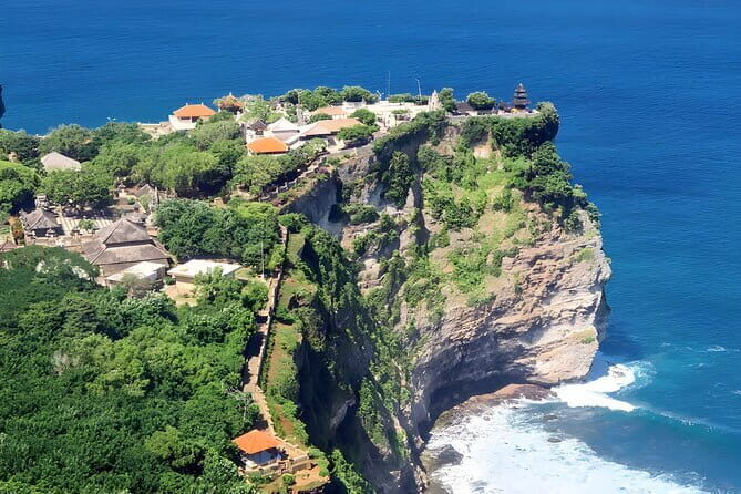 Nusa Penida Tour - Stop 3: Angel’s Billabong for tide-pool drama