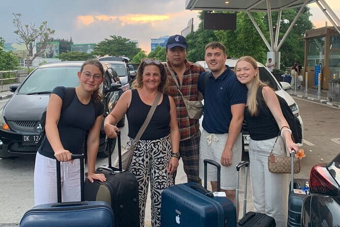 Private Airport Transfers by top trusted Drivers in Bali - Luggage, Hotels, and Drop-Off Reality in Seminyak