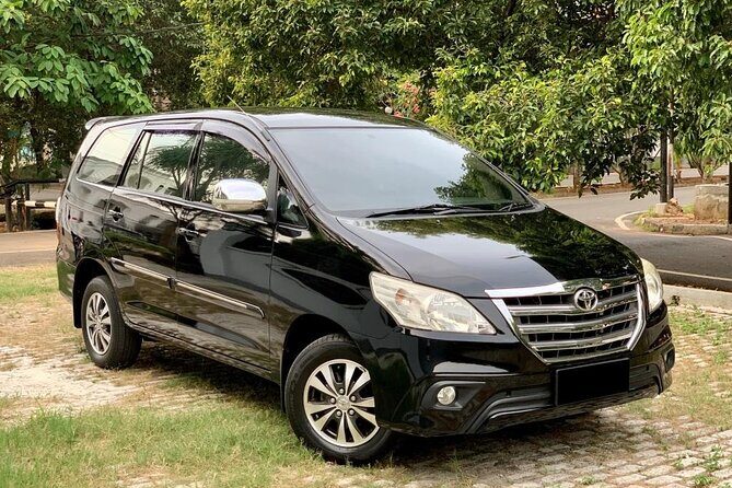 Private Arrival Transfer : Ngurah Rai Airport to Hotel in Bali - Your Driver: Professional, English-Speaking, and Prepared