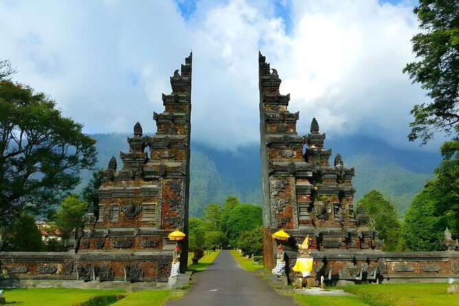 Private Full-Day Tour : North Bali Trip to Discover The Culture of Bali Island - Brahma Vihara Arama Buddhist Monastery: the cultural anchor