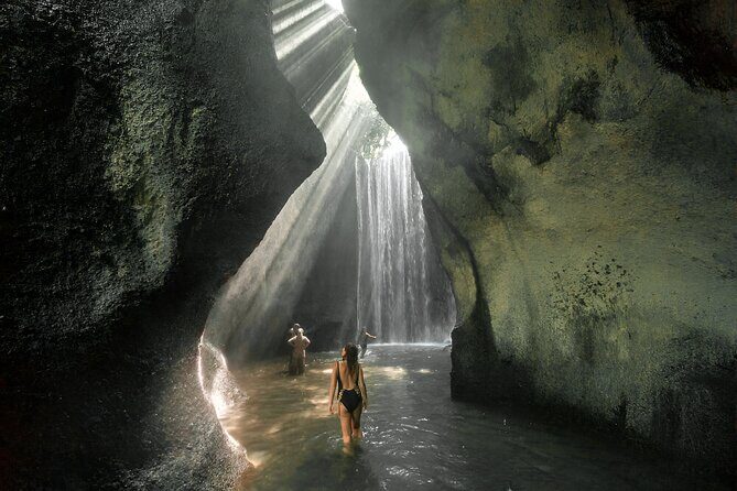 Private Full-Day Tour: The Beauty of Bali Waterfall Trip - Tibumana’s palm-lined approach (and why it’s a good breather)