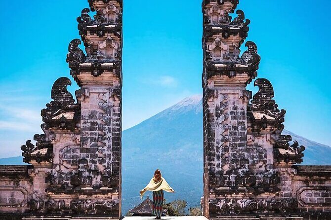 Private Tour: Gates of Heaven,Tukad Cepung Waterfall, Tirta gangga - Tukad Cepung Waterfall: the hidden-access hike and why sandals matter