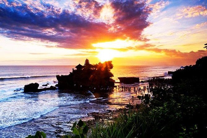 Private Tour: Half Day Tanah Lot Sunset Tours - After sunset dinner near Tanah Lot: food without the scramble