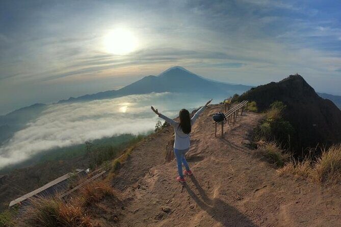 Sunrise Hike Mount Batur + Hotspring - Private guide and vehicle: the value of not juggling details