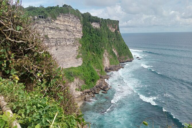 Tanah Lot and Uluwatu Temple Private Guided Tour - Kecak and Fire Dance at Sunset: The Show Part of the Day