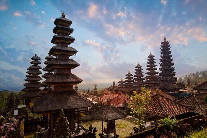 Tukad Cepung Besakih Lempuyang Temple Best of East Bali Tour - Key highlights at a glance