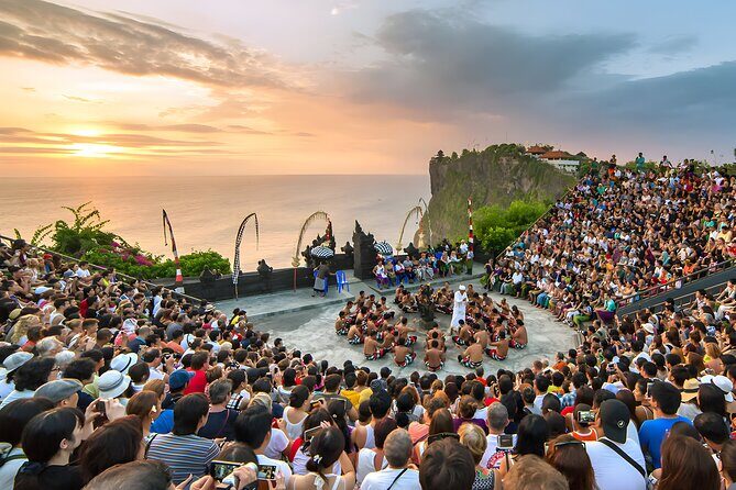 Uluwatu, Kecak Dance and Seafood Dinner Tour Packages - Uluwatu timing at 3 pm: when the day turns photogenic