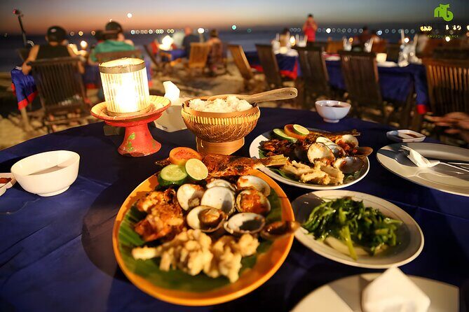 Uluwatu, Kecak Dance and Seafood Dinner Tour Packages - Stop 3: Jimbaran Beach seafood dinner on the sand