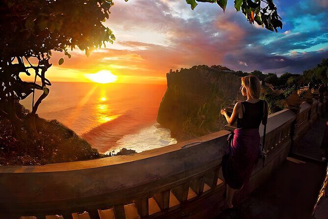 Uluwatu Sunset Trip with Kecak Dance Show and Jimbaran Dinner - Pickup Areas and Drive Time: Choose Your Strategy