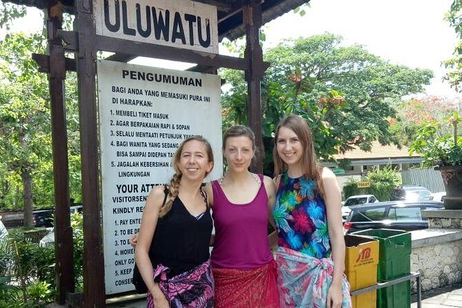 Uluwatu tour & Balinese kecak dance - GWK Cultural Park: Garuda Wisnu Kencana in One Hour